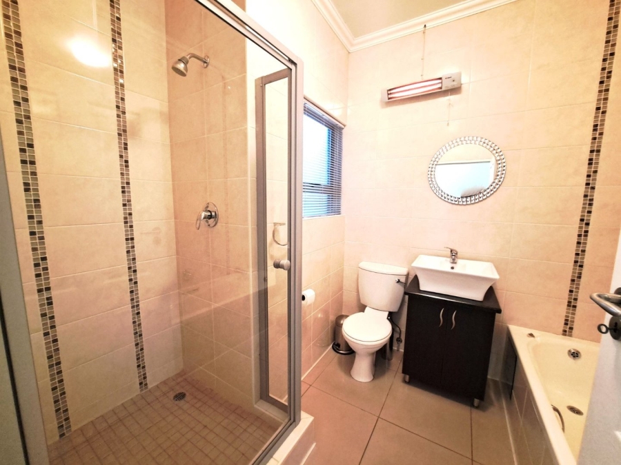 2 Bedroom Property for Sale in Clavadel River Lodge Free State